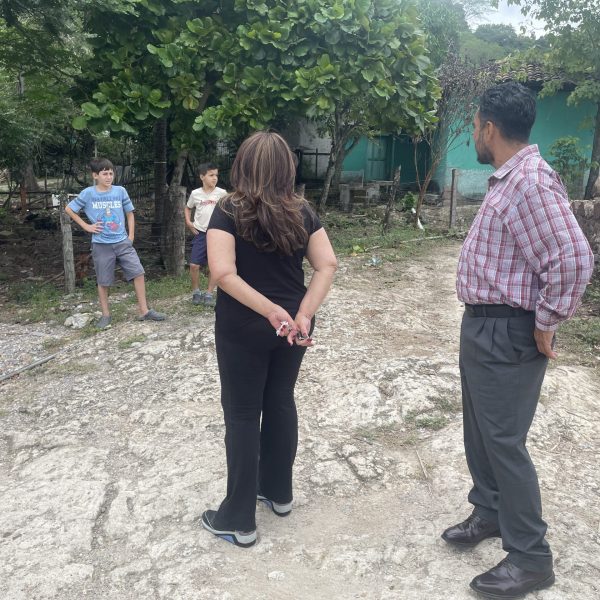 Ministerio de Restauracion Roca Eterna Pastores Solis - Misiones - Visitando a las Comunidades 5